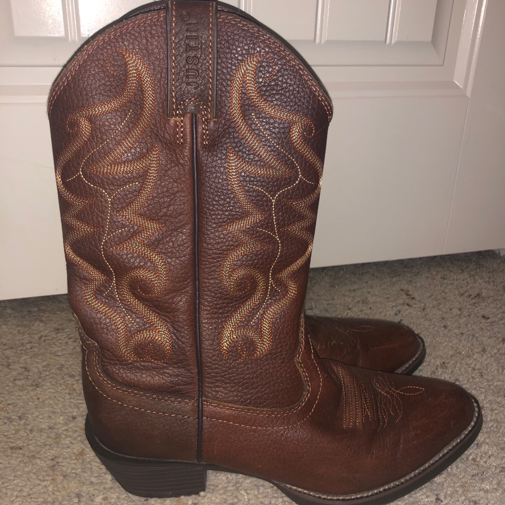Justin cowboy boots